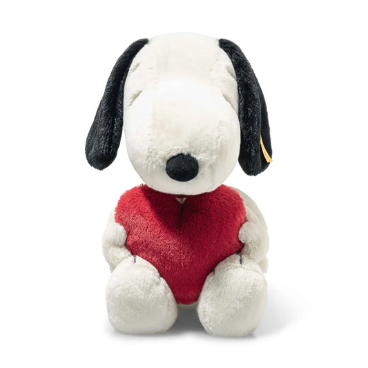 Snoopy Peanuts Love Red Heart